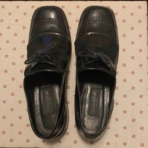 Women’s Kenneth Cole Wingtips